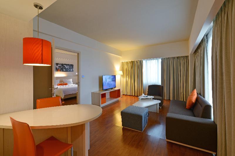 Harris Hotel & Conventions Ciumbuleuit Bandung Kültér fotó